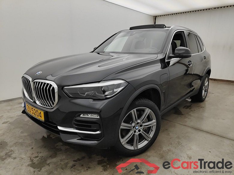 BMW X5 - 2018 3.0A xDrive45e 394 (EU6d-TEMP) 5d Auto #1