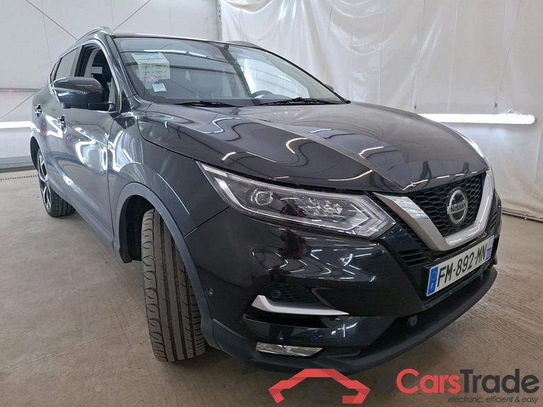NISSAN Qashqai / 2017 / 5P / Crossover 1.3 DIG-T 140 Tekna #4
