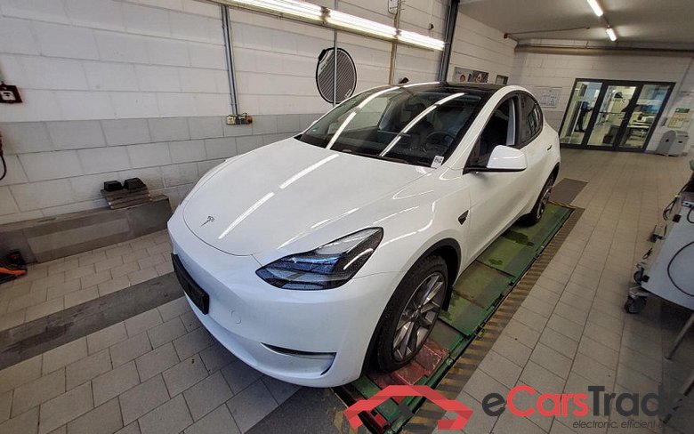 Tesla Model Y - SUV5 Dual, Maximale Reichweite Dual AWD, 2021 - 2025 Maximum Range / Premium