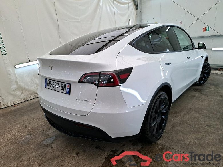 TESLA Model Y / 2020 / 5P / SUV Grande Autonomie Dual Motor AWD #4