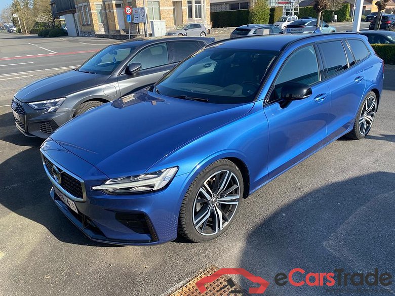 VOLVO V60 2.0 D3 R-Design Geartronic #1