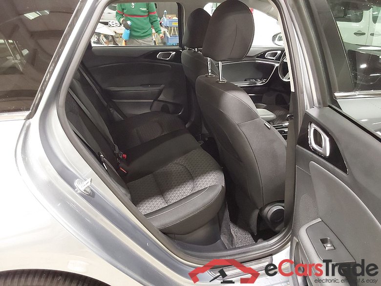 KIA Cee'd 1.6 GDI PHEV BUSINESS LINE DCT #5
