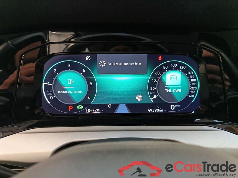 Volkswagen Golf VIII 2.0 TDI 85kW Life DSG 5d #6