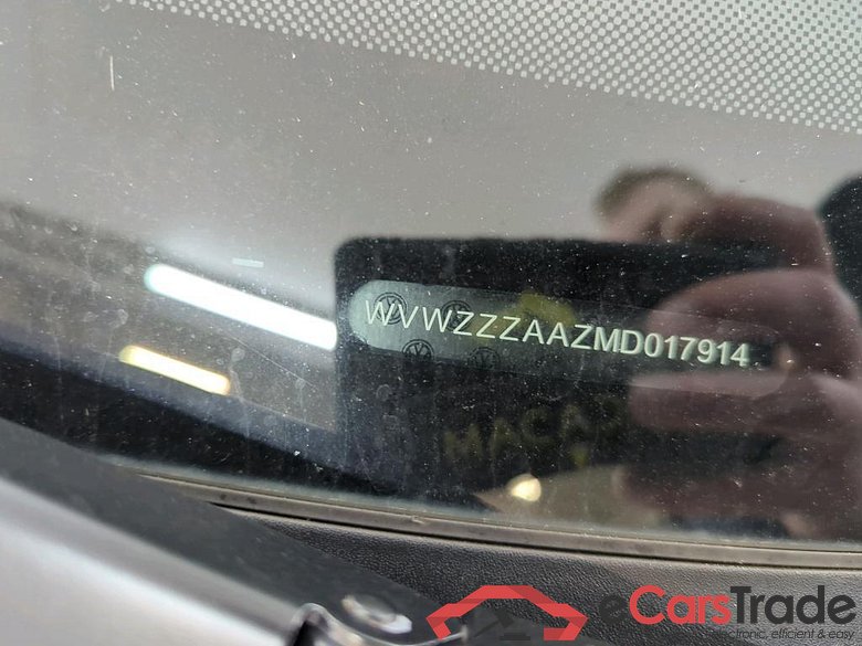 VOLKSWAGEN up! 48 kW #2