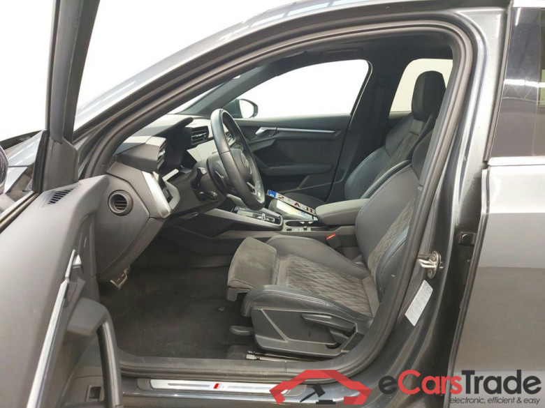 Audi A3 Sportback 1.4 40 TFSI e S Line 5d #3