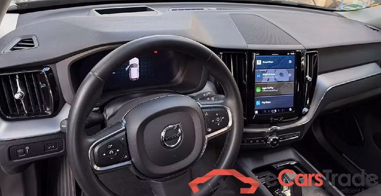 XC60 Momentum Pro 2WD 2.0 B4 145KW AT8 E6d #3