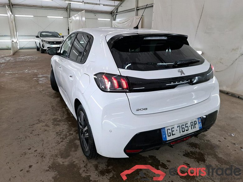 208 Allure 1.2 PureTech 100CV BVM6 E6d #2