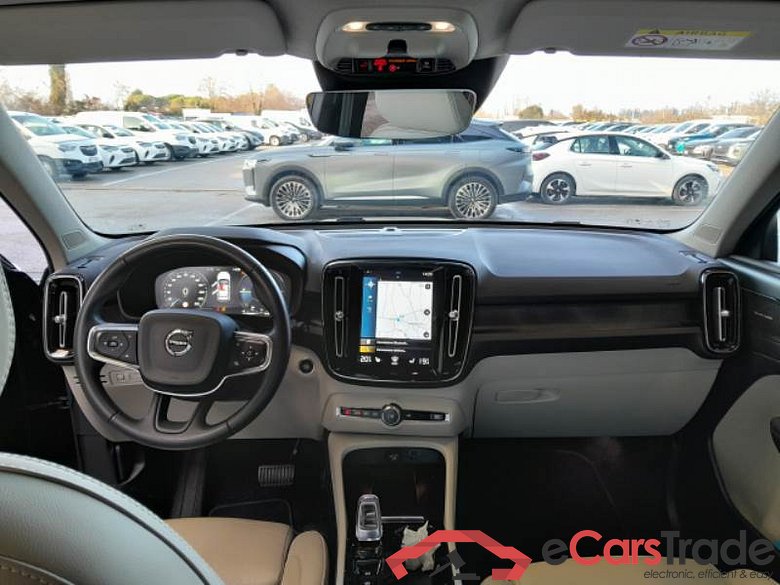 VOLVO XC40 / 2021 / 5P / SUV T4 RECHARGE PLUG-IN AUTO ULTIMATE BRIGHT #3