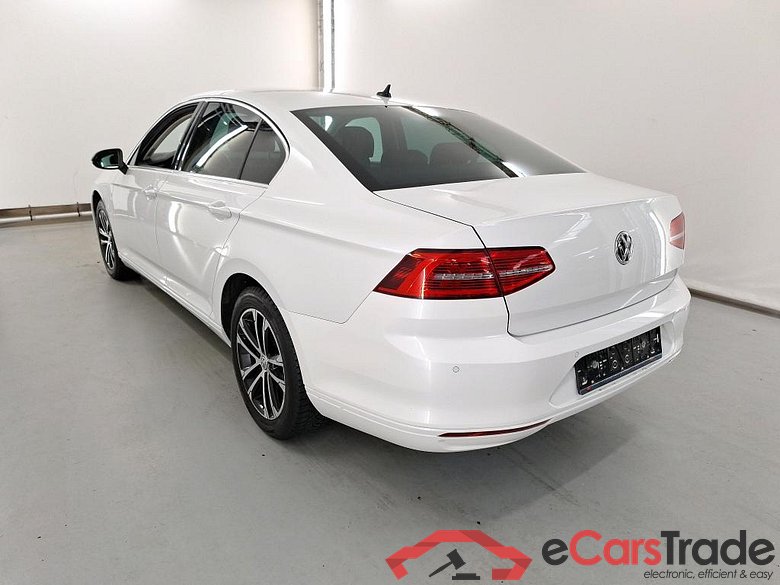 VOLKSWAGEN PASSAT DIESEL - 2015 2.0 TDi SCR Comfortline Bus. DSG (EU6.2) STOCK #3