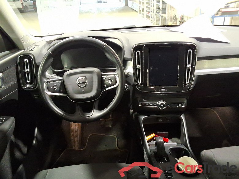 VOLVO XC40 1.5 T5 PHEV Recharge Pro DCT STOCK #6
