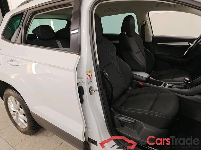 Skoda Karoq 1.5 TSI ACT Greentech DSG Buss Edition 5d #3