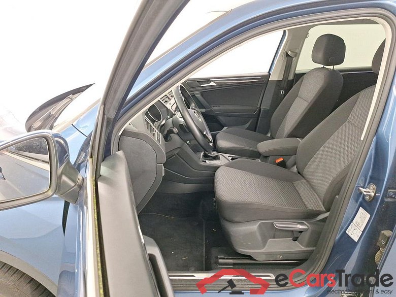 VOLKSWAGEN TIGUAN ALLSPACE DIESEL 2.0 TDi SCR Comfortline DSG (EU6.2) #5
