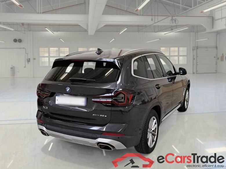 BMW X3 / 2021 / 5P / SUV XDRIVE 30E #2