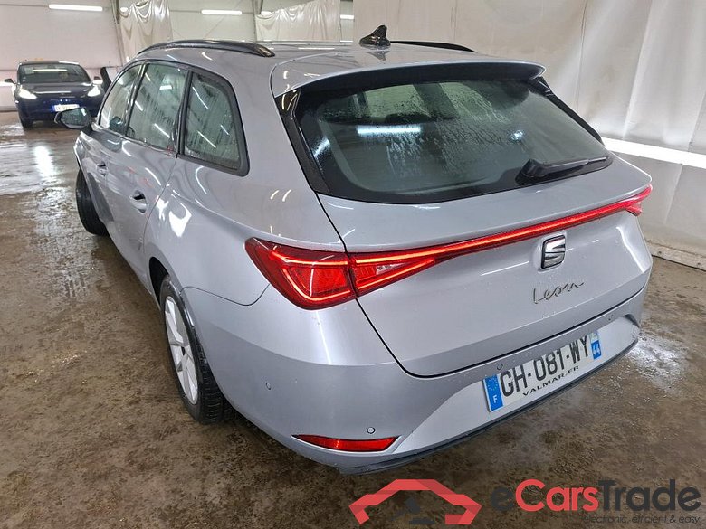 SEAT Leon Sportstourer / 2020 / 5P / Break 1.0 eTSI 110 DSG S&S Style Business #2