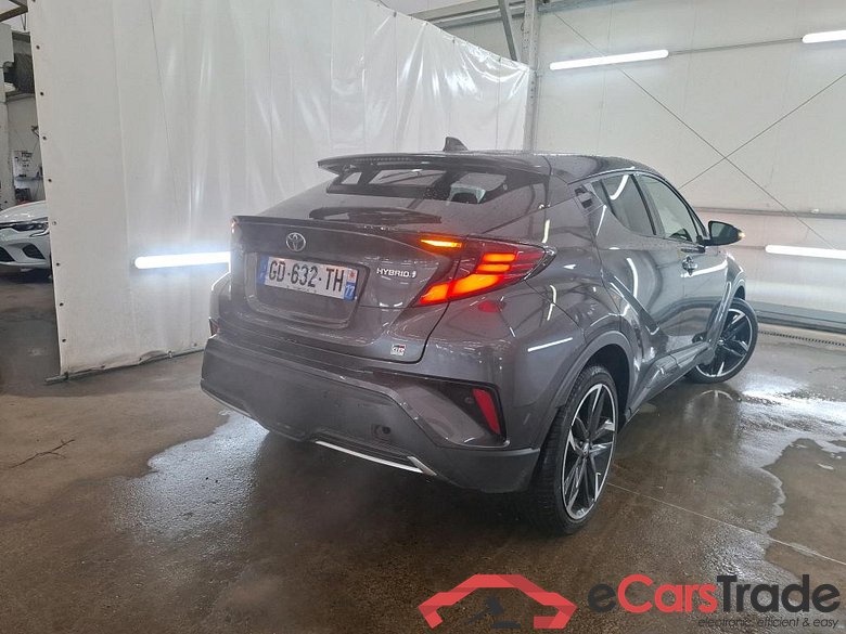 TOYOTA C-HR / 2016 / 5P / SUV 1.8 Hybride 122 GR Sport #3