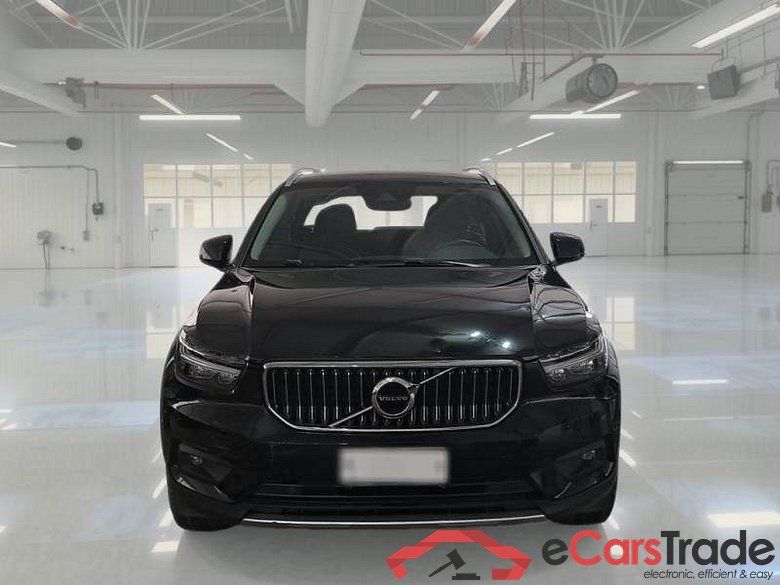VOLVO XC40 / 2017 / 5P / SUV T5 PLUG-IN HYBRID AUTO RECH INSCRIP EXPR #6