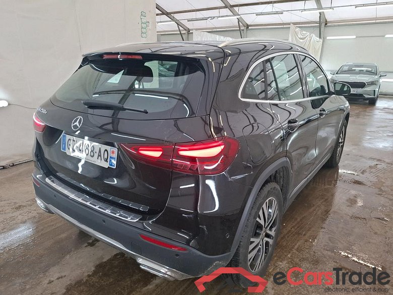 MERCEDES-BENZ GLA / 2023 / 5P / SUV GLA 250 e Business Line DCT #3