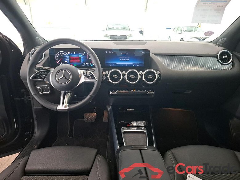 MERCEDES-BENZ GLA / 2023 / 5P / SUV GLA 250 e Business Line DCT #5