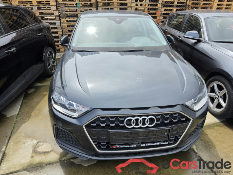 Audi A1 1.0 25 TFSI Advanced Virtual Navi Klima PDC ... #2