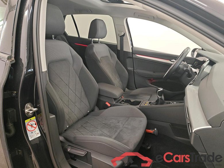 Volkswagen Golf 1.5 TSI 96kW Life Business 5d + Pano #3