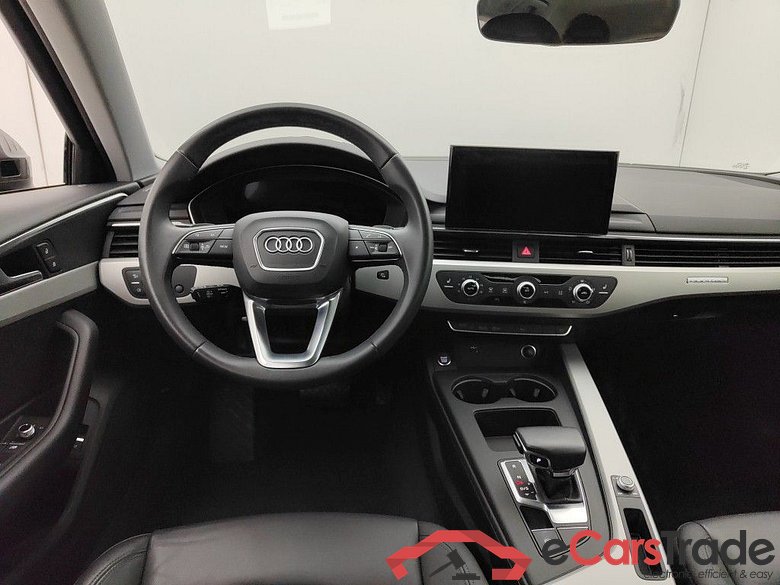 AUDI A4 AVANT DIESEL - 2020 40 TDi 204hp Quattro Advanced S tronic 5d #1