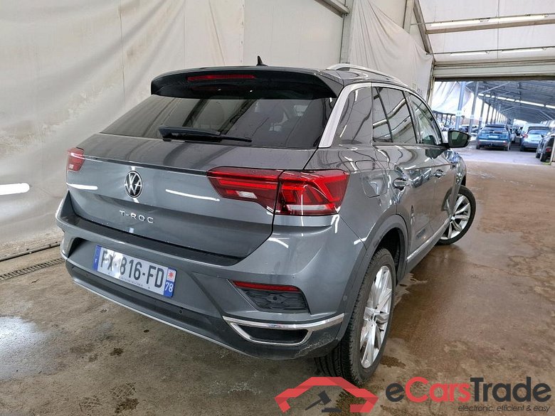 VOLKSWAGEN T-Roc / 2017 / 5P / SUV 1.5 TSI 150 EVO CARAT EXCLUSIVE DSG7 #3