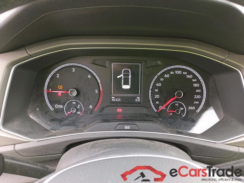 VOLKSWAGEN T-Roc / 2017 / 5P / todoterreno Advance 2.0 TDI 85kW (115CV) #4