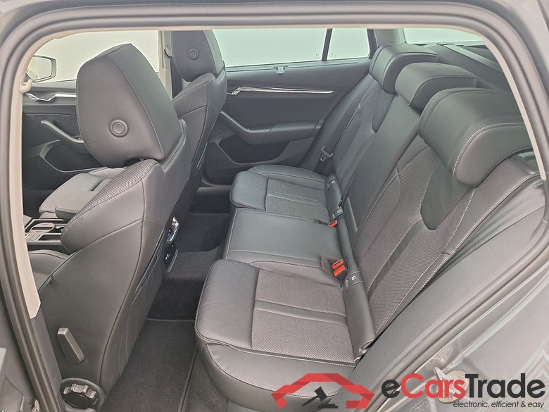 Skoda, Octavia Combi '20, Skoda Octavia Combi 1.0 TSI eTec 81kW DSG7 Clever+ #4