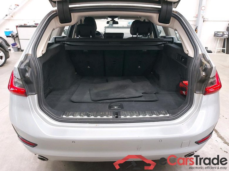 BMW 318d Aut. LED-Xenon LC-Pro Navi Leather KeylessGo Camera Klima PDC ... #6