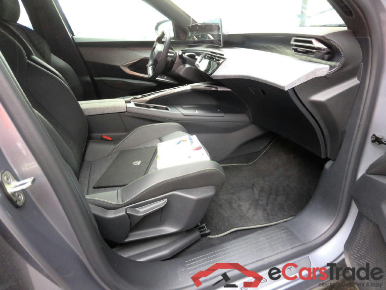 Peugeot 3008 GT Hybrid 145 e-DCS6 #3