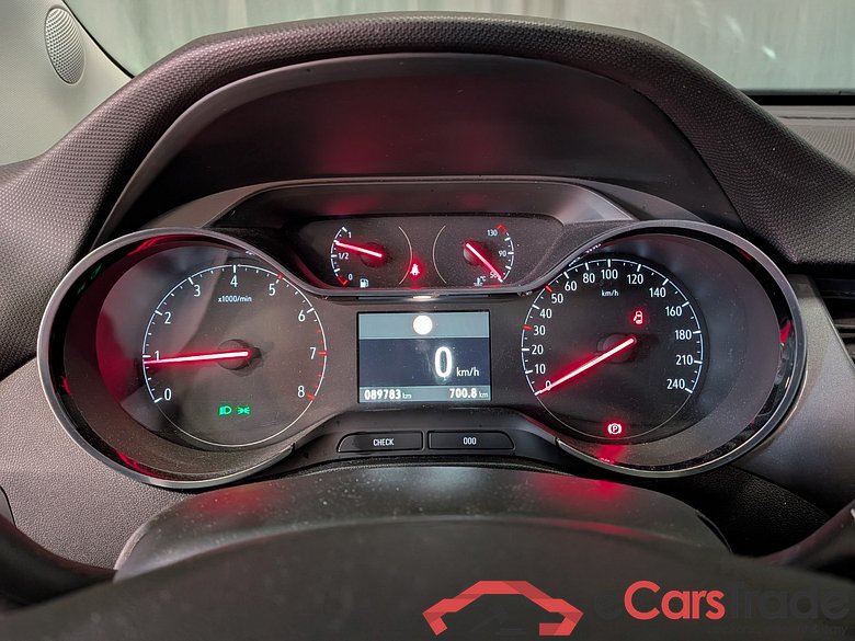 OPEL Crossland X 1.2 T. Innovation #6