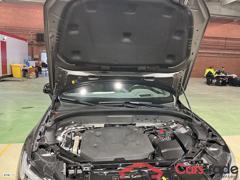 VOLVO XC60 2.0 B4 D GEARTRONIC R-DESIGN #6