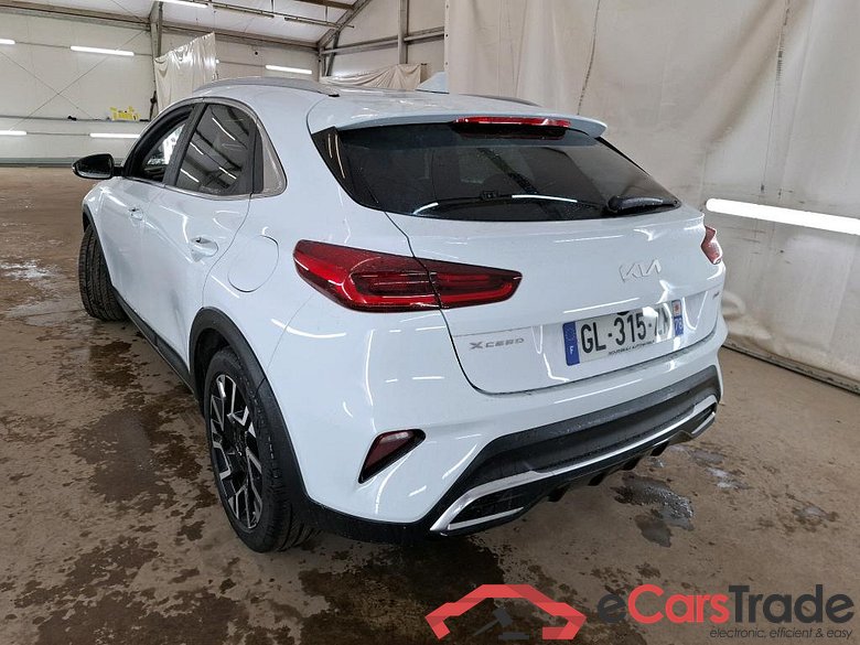 KIA XCeed / 2022 / 5P / Crossover 1.6 GDI PHEV LOUNGE DCT6 #2