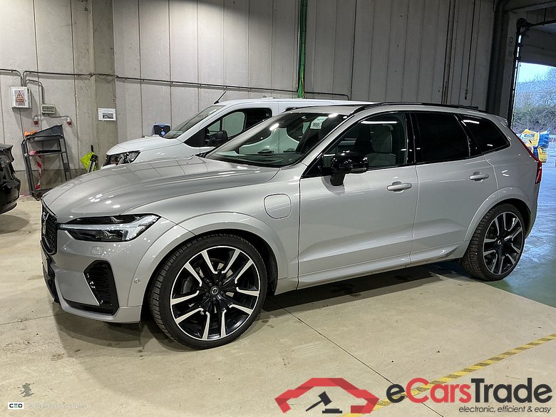 VOLVO XC60 2.0 T6 PHEV ULTIMATE DARK AUTO 4WD