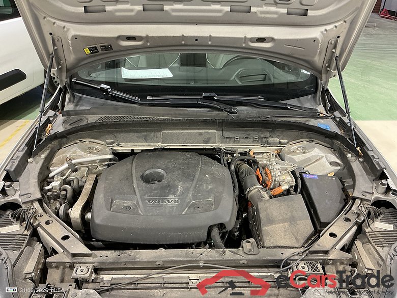 VOLVO XC60 2.0 T6 PHEV ULTIMATE DARK AUTO 4WD #6