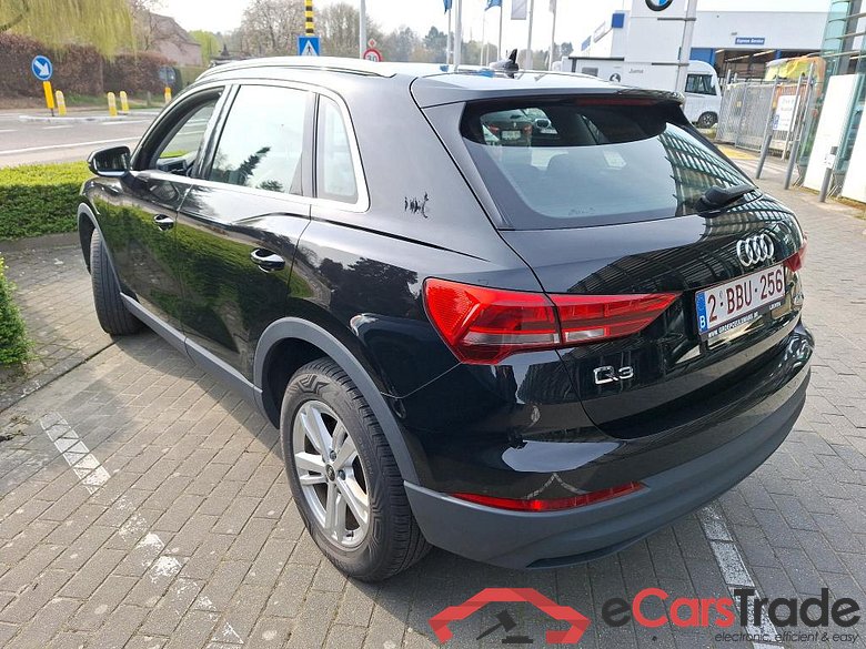 AUDI Q3 1.4 45 TFSI E S TRONIC #3