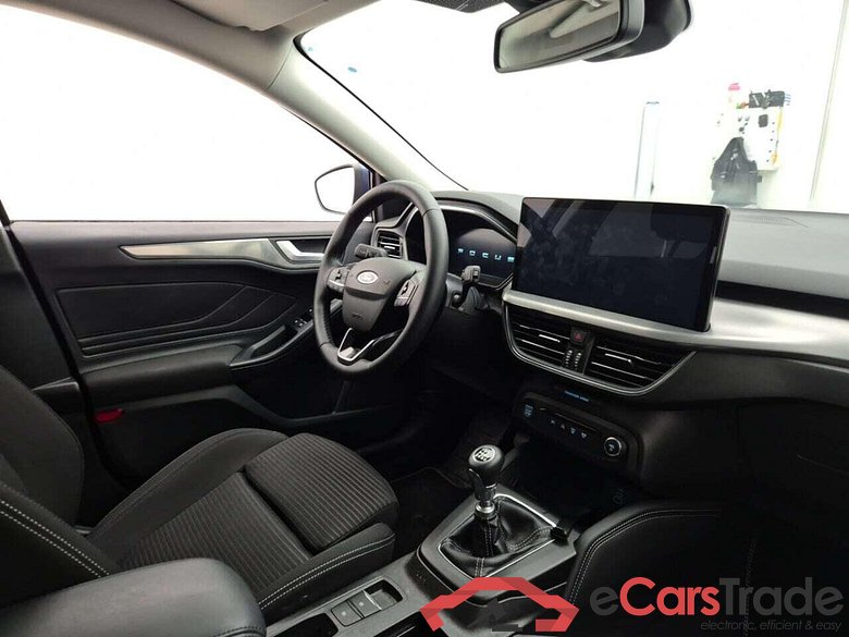 FORD Focus Wagon 1.0 EBH Titanium X #3
