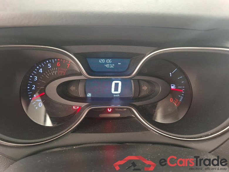 Captur Business 0.9 TCe 90CV BVM5 E6 #6