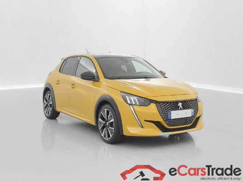 Peugeot 208 GT 1.2 PureTech 100 ch #1