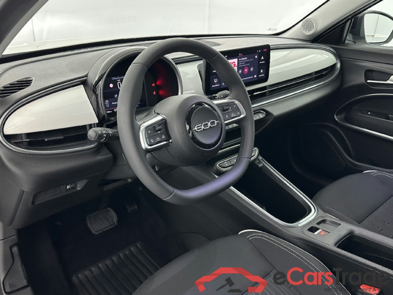 Fiat 600 Pop 1.2 Hybrid Turbo 145ch eDCT6 #6