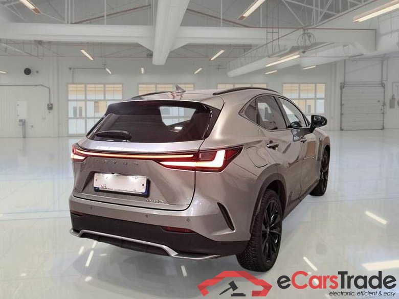 LEXUS NX / 2021 / 5P / SUV PLUG-IN F SPORT 4WD MY22 #2