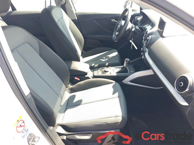 AUDI Q2 / 2016 / 5P / todoterreno Design 35 TFSI 110kW (150CV) S tronic #6