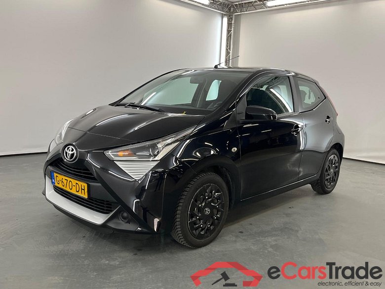 TOYOTA Aygo 1.0 VVT-i x-play #1