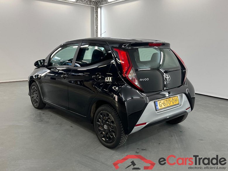 TOYOTA Aygo 1.0 VVT-i x-play #3