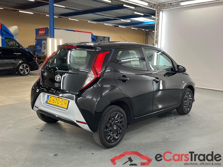 TOYOTA Aygo 1.0 VVT-i x-play #4