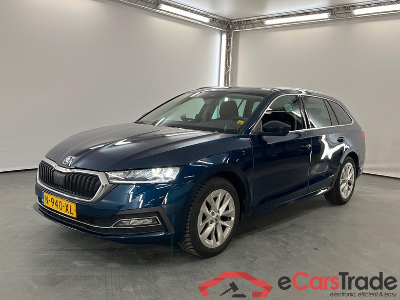 SKODA OCTAVIA COMBI 1.0 TSI Business Edition Plus #1