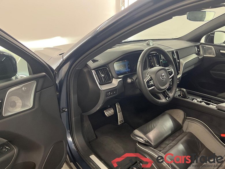 VOLVO XC60 2.0 T8 Plug-in hybrid AWD R-Design #5