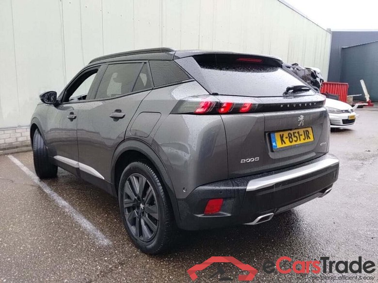 PEUGEOT 2008 1.2 PureTech GT-Line #3