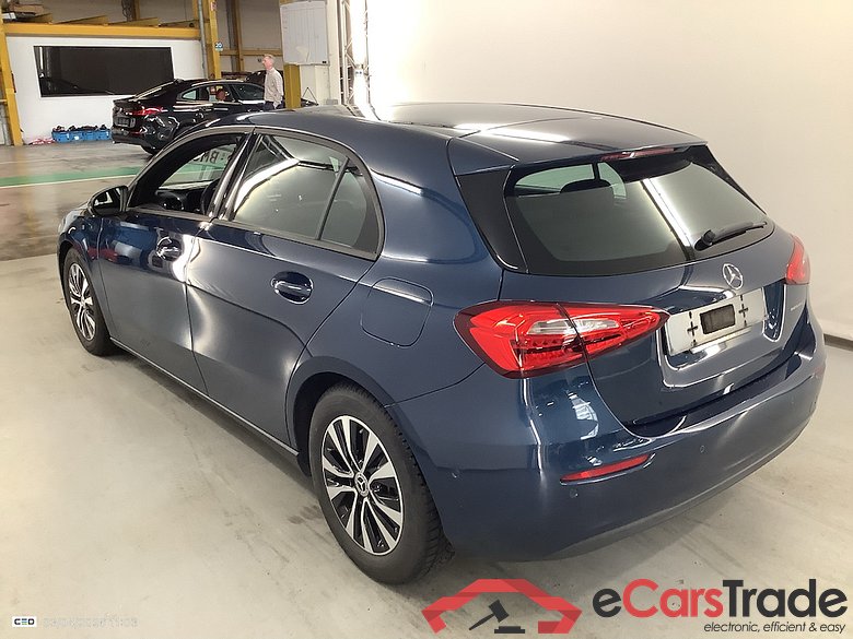 MERCEDES-BENZ A-CLASS 2.0 A 180 D BUSINESS SOLUTION #3