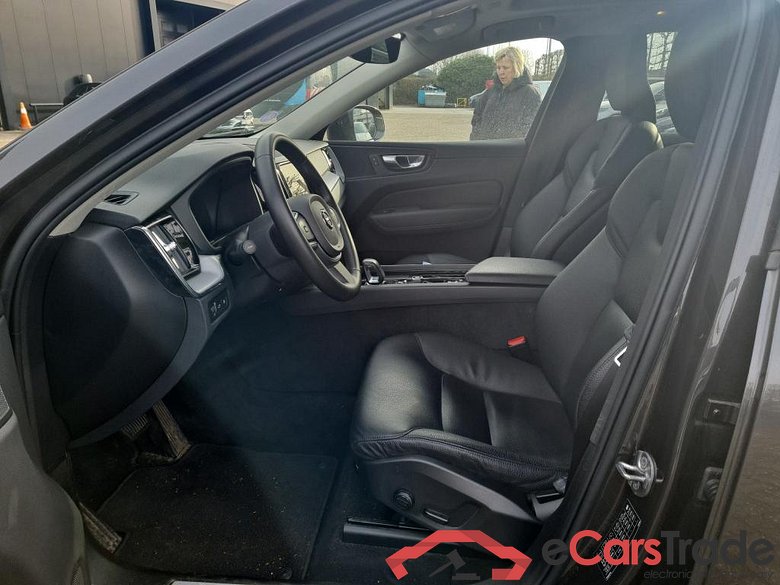 VOLVO XC60 2.0 T6 PHEV INSCRIPTION EXPR. AUTO 4WD #5